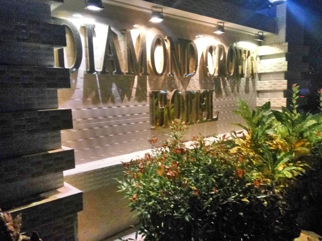 Diamond Crown Hotel Gyogon Exteriör bild
