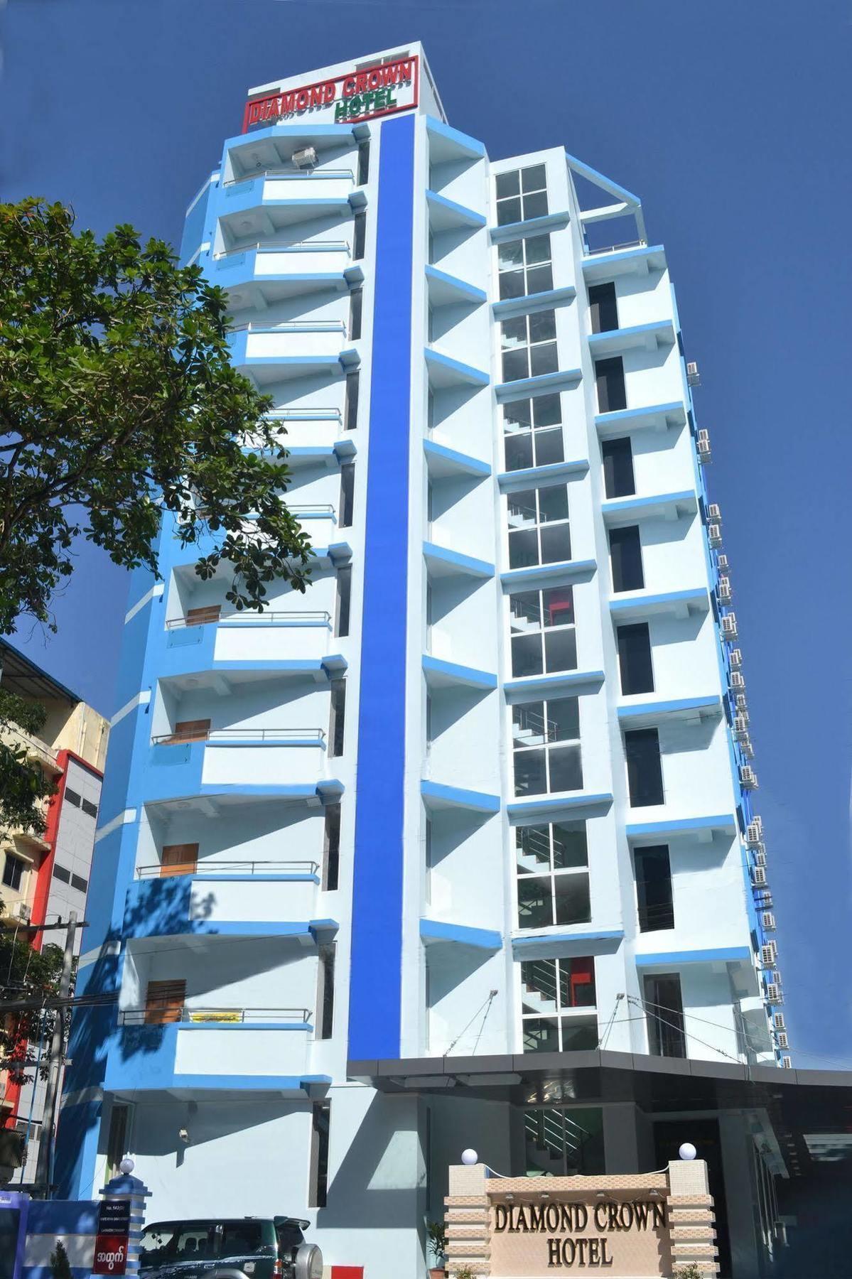 Diamond Crown Hotel Gyogon Exteriör bild